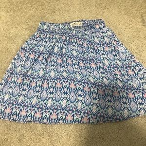 Mini flowy skirt.